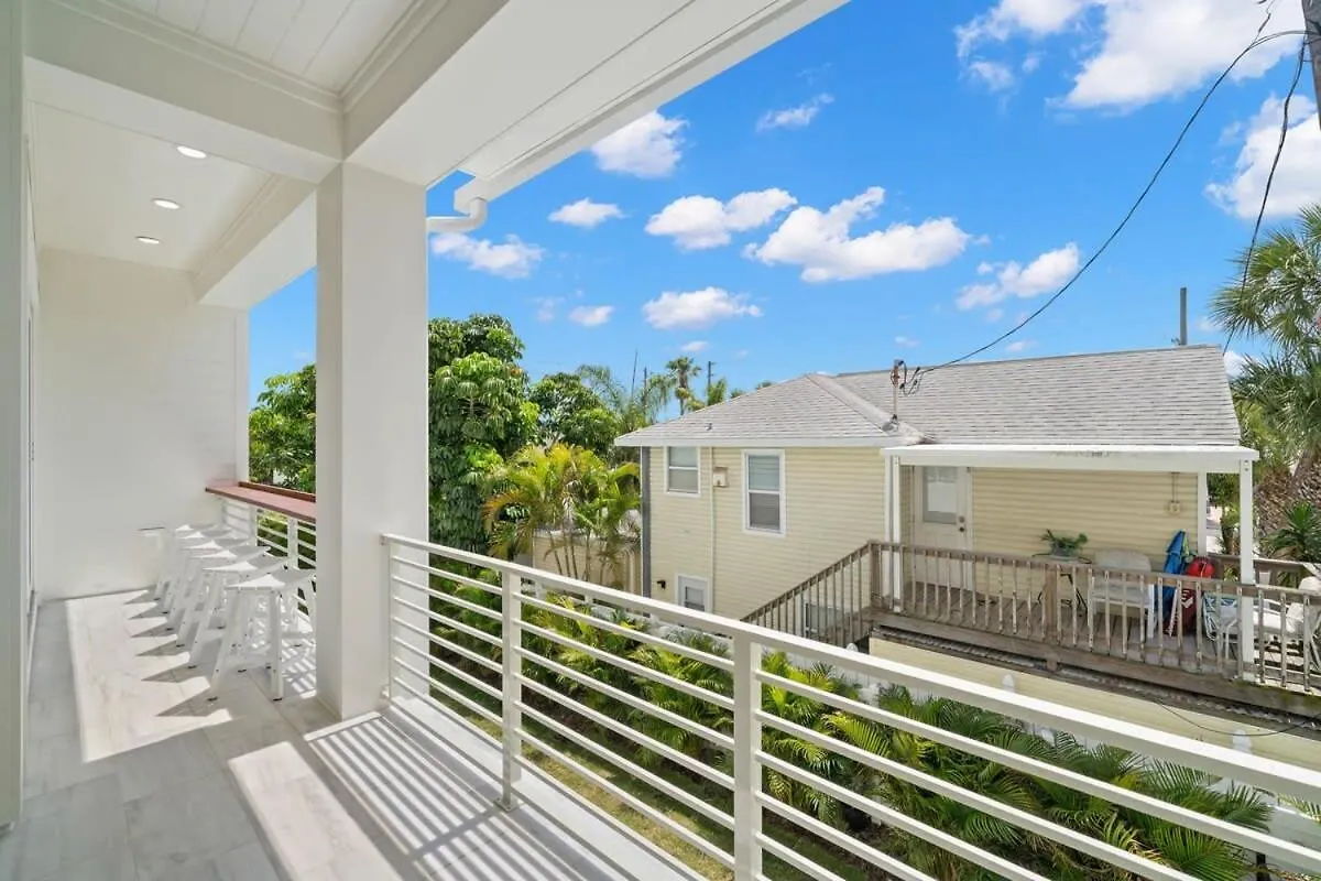 Pearl House At The Gemma Villa Clearwater Beach