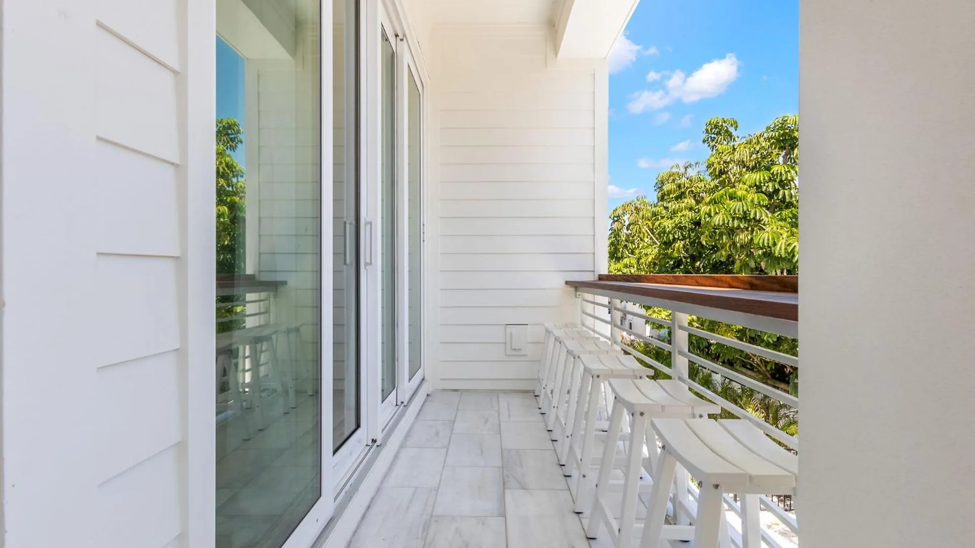 Pearl House At The Gemma Villa Clearwater Beach Holiday home